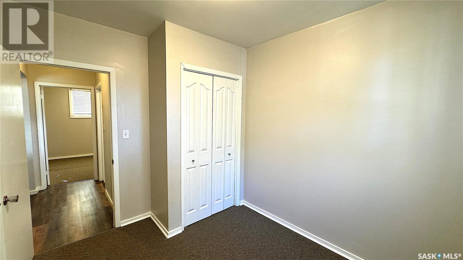 879 13th STREET W