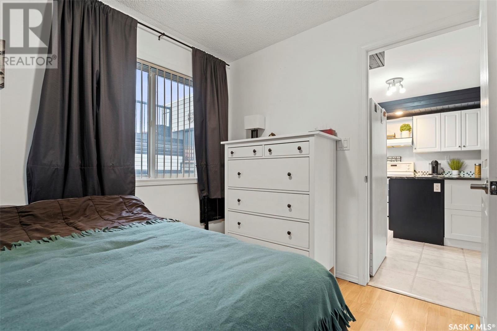 L12 B3 Nelson Beach