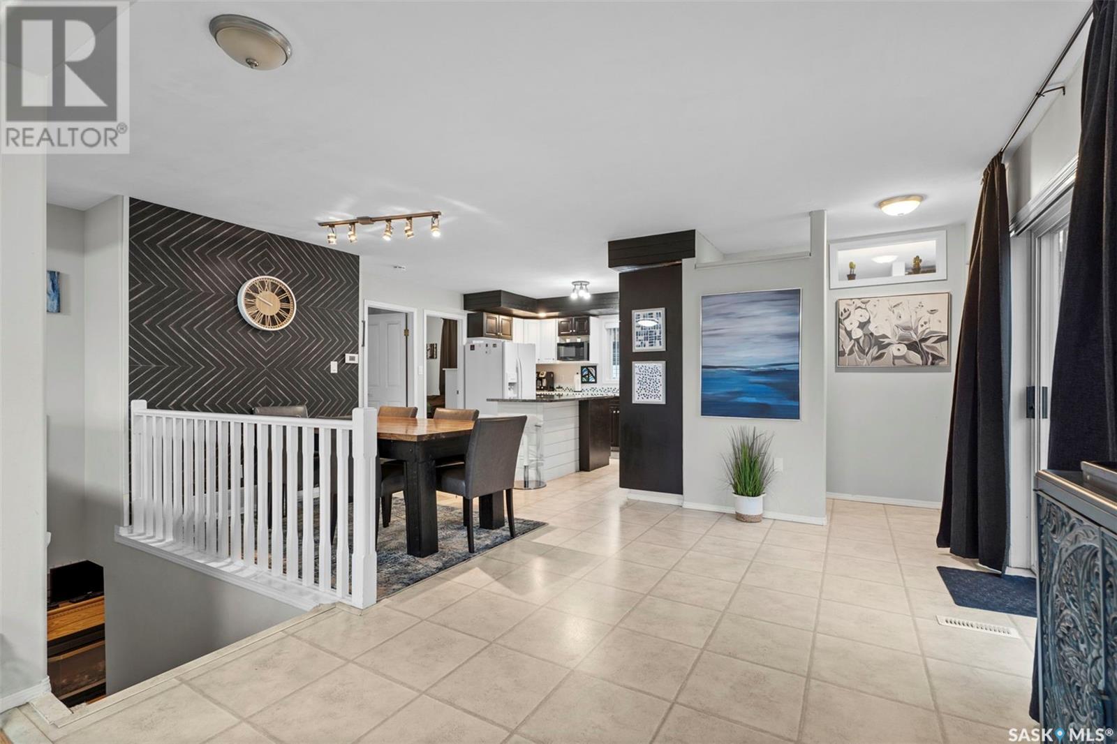 L12 B3 Nelson Beach