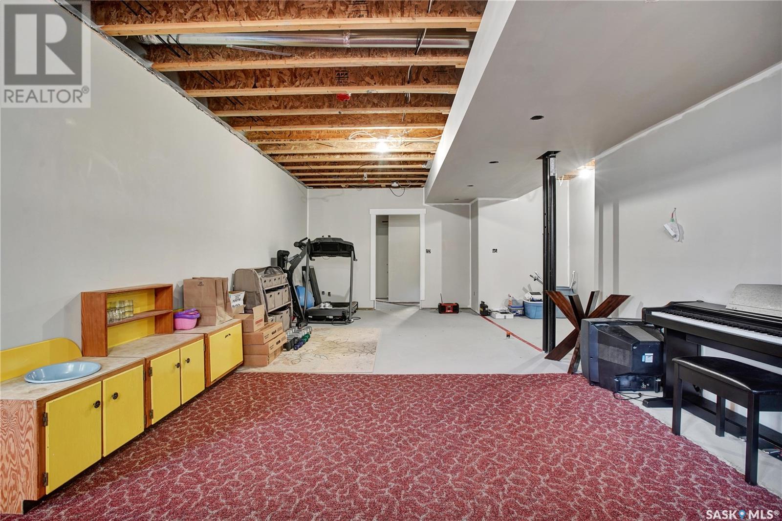 417 Hogan WAY