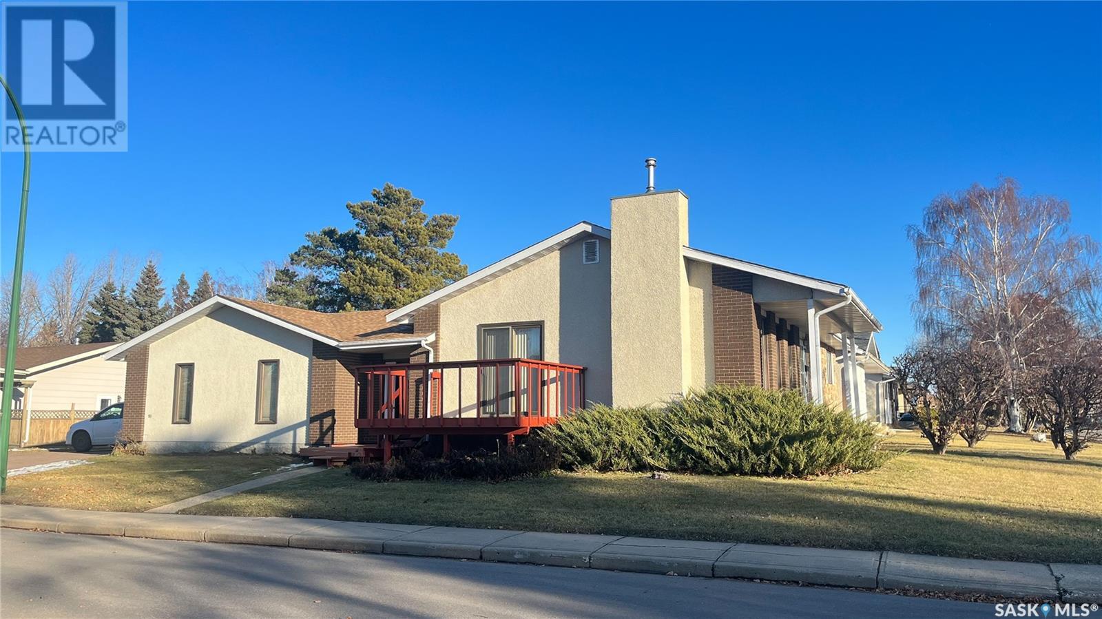 3242 Grey Owl CRESCENT