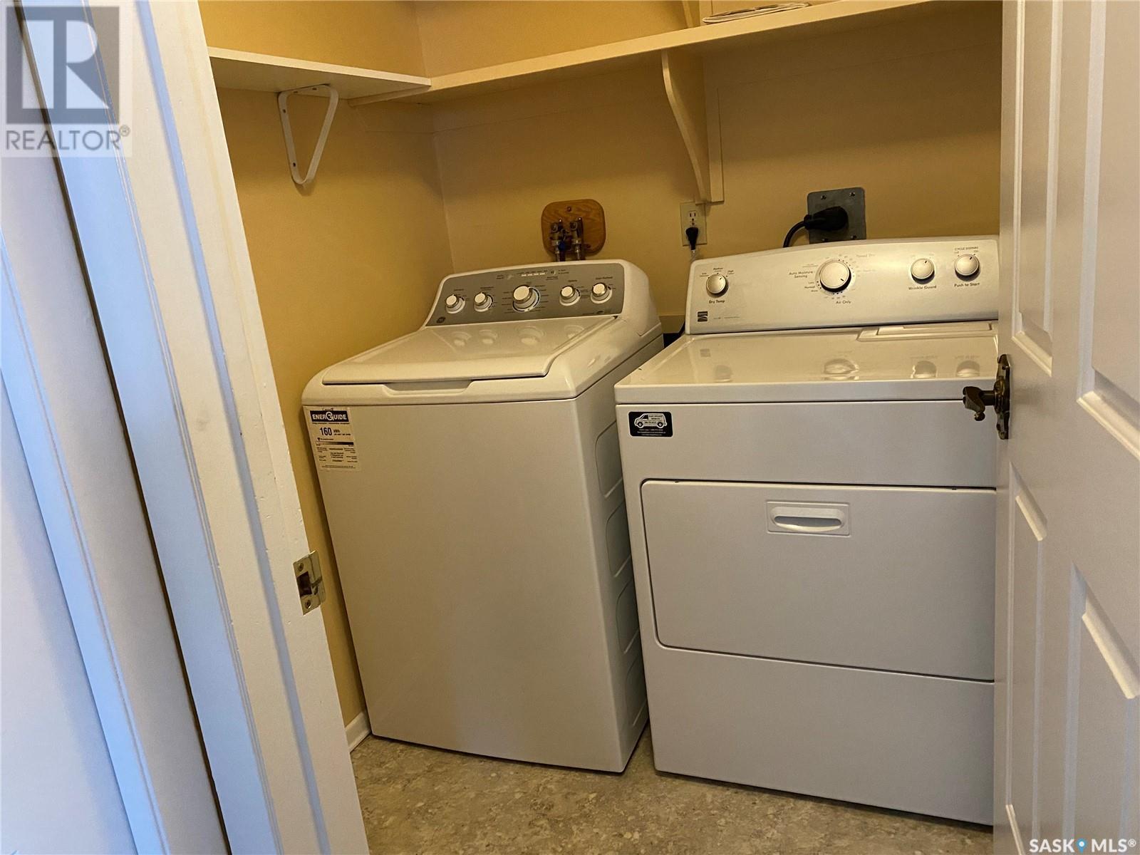 1206 Gryphons WALK