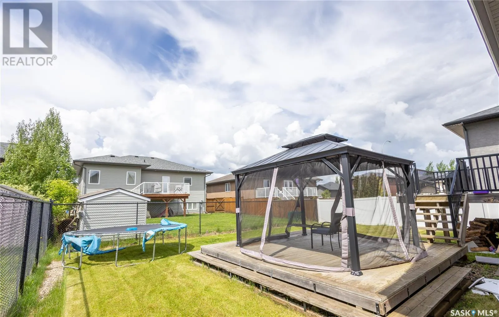 15 Hadley ROAD