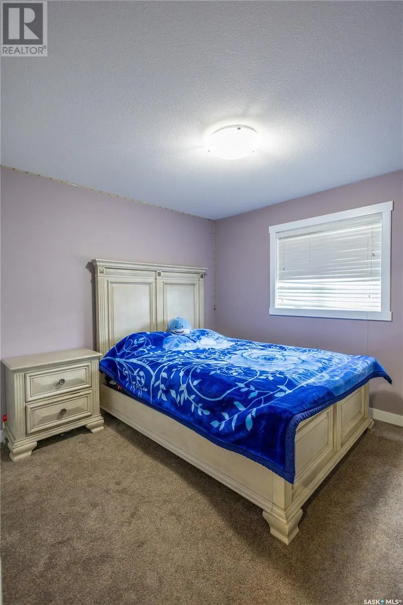 15 Hadley ROAD