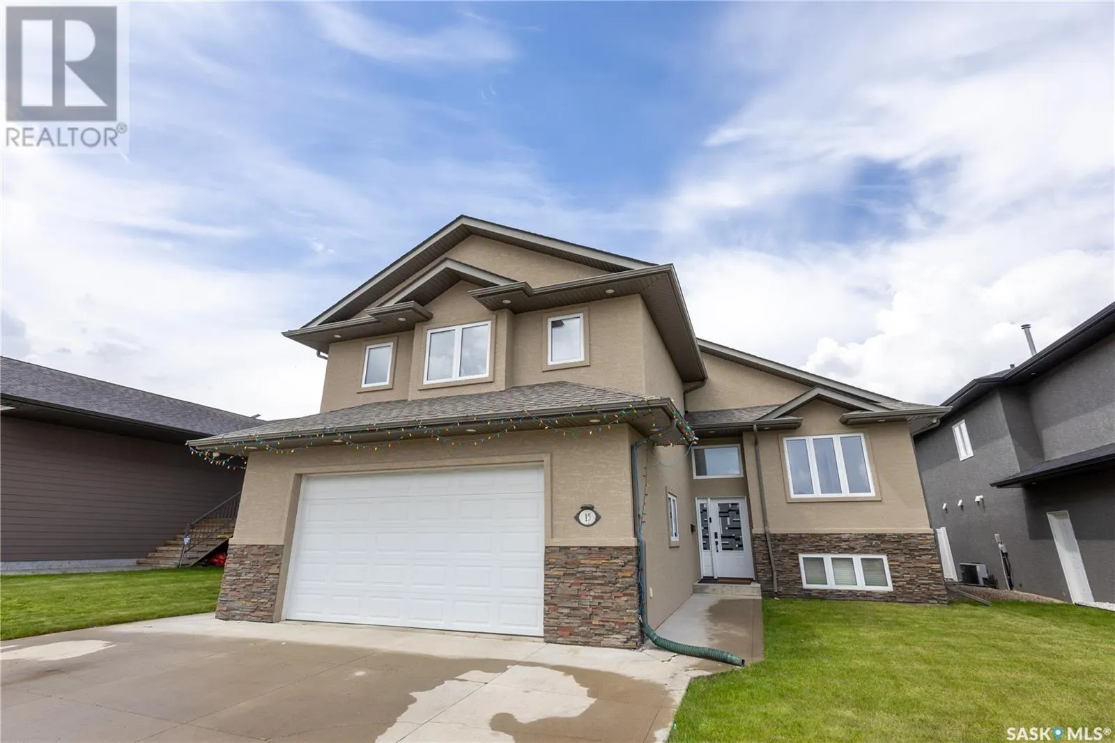 15 Hadley ROAD