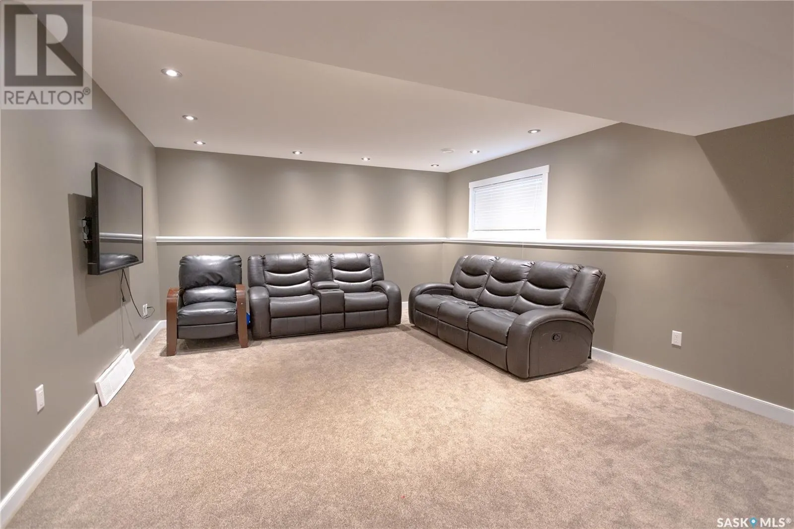 15 Hadley ROAD