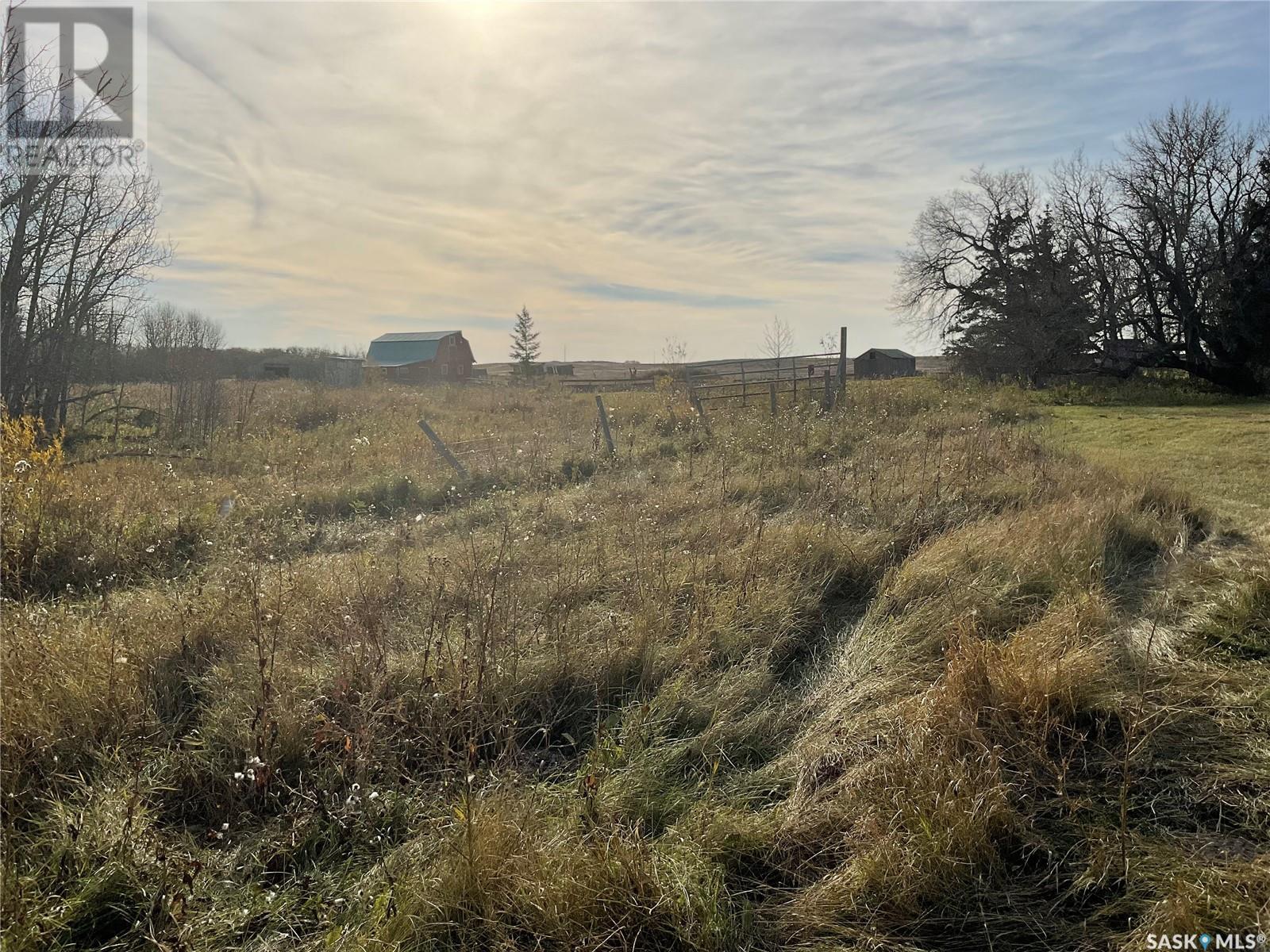 Pawluk Acreage