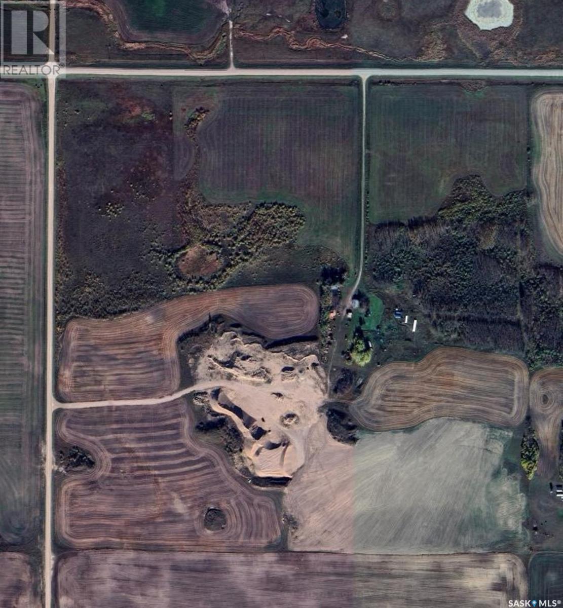 Pawluk Acreage
