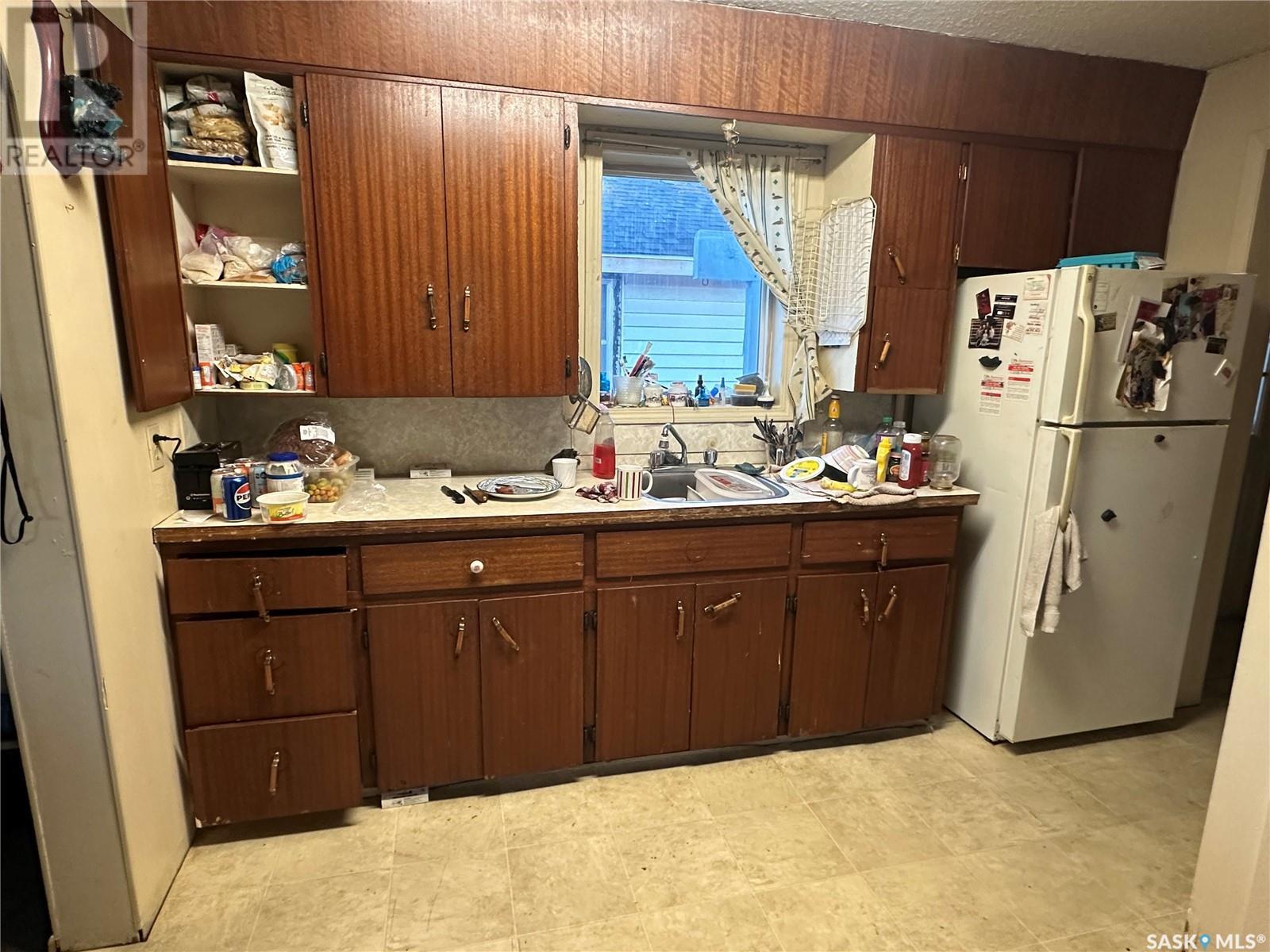 1937 14th STREET W