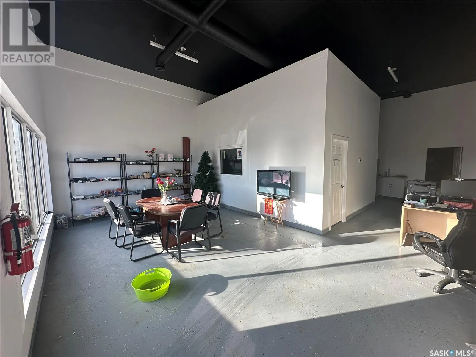 7 403 Main STREET