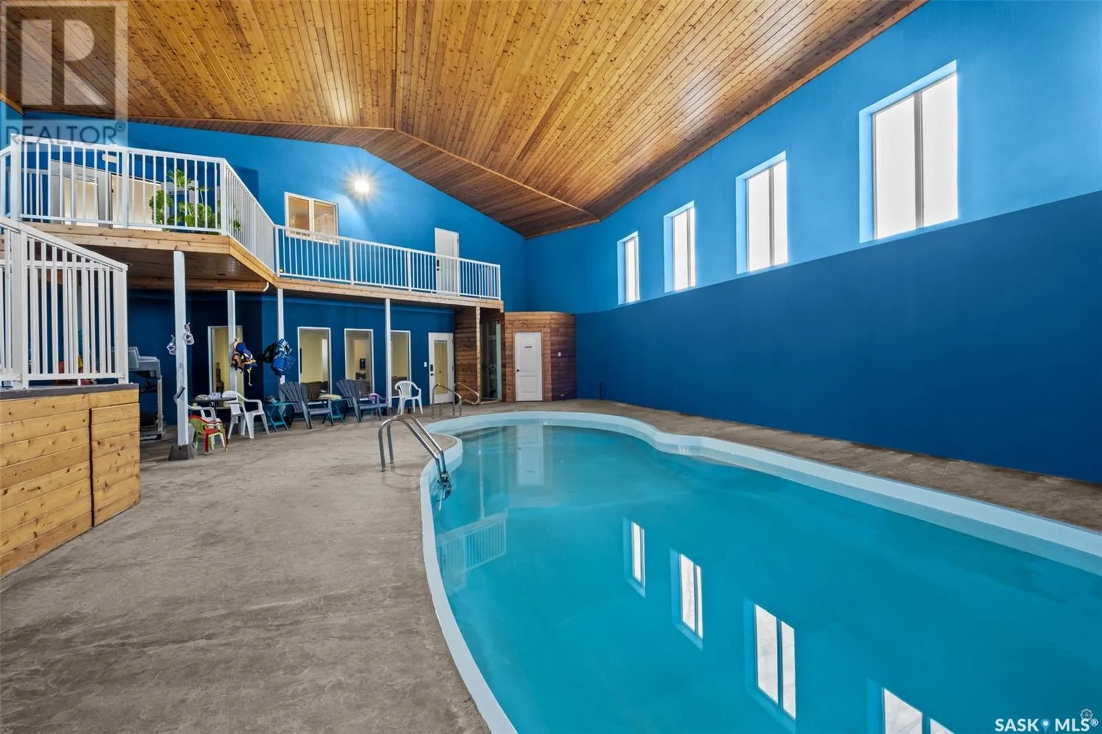 1 Poplar CRESCENT