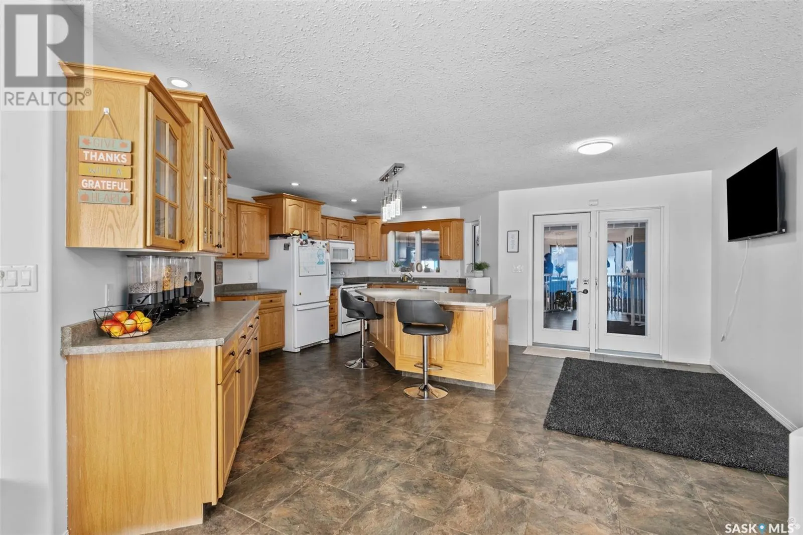 1 Poplar CRESCENT