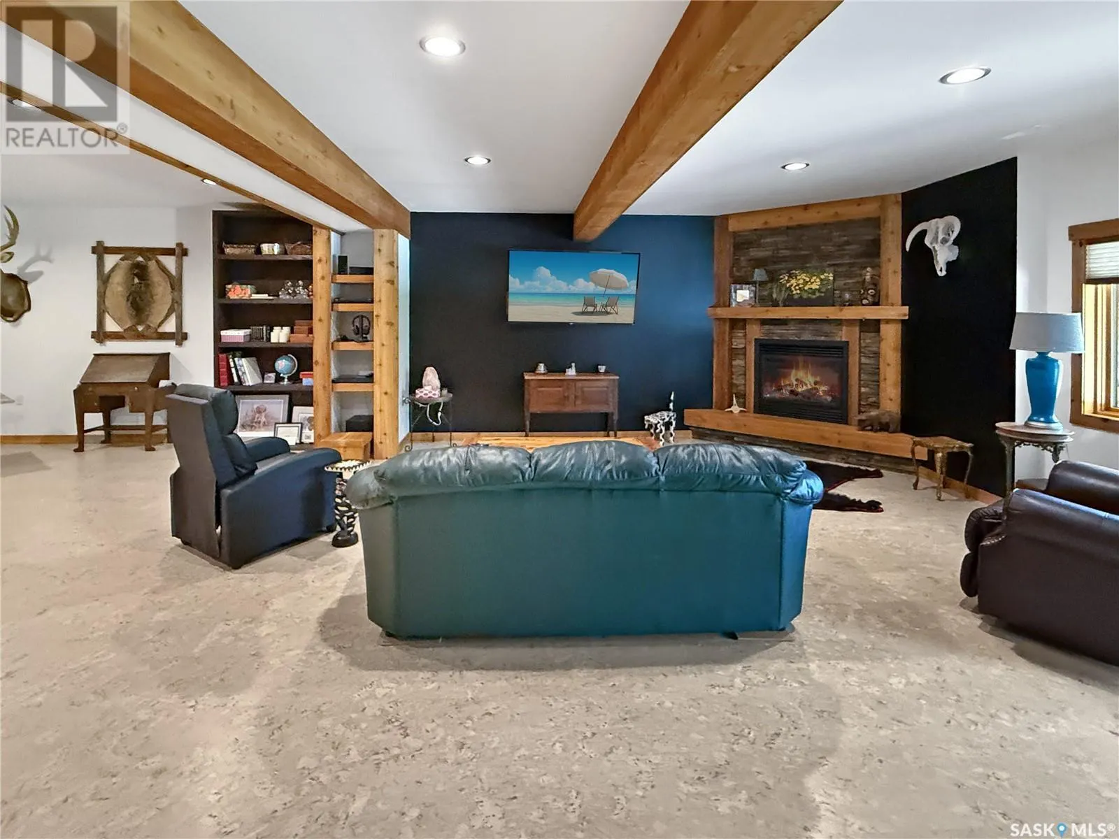 303 Meadow Ridge DRIVE