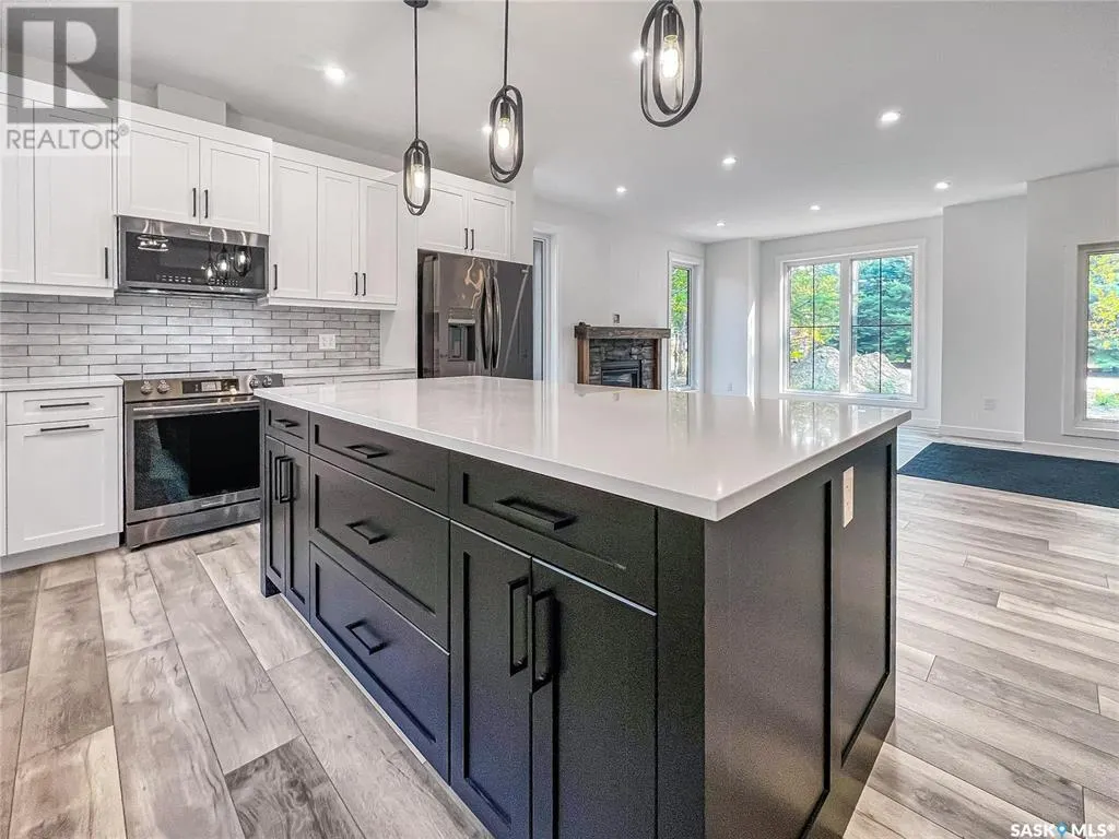 4 Harnish PLACE
