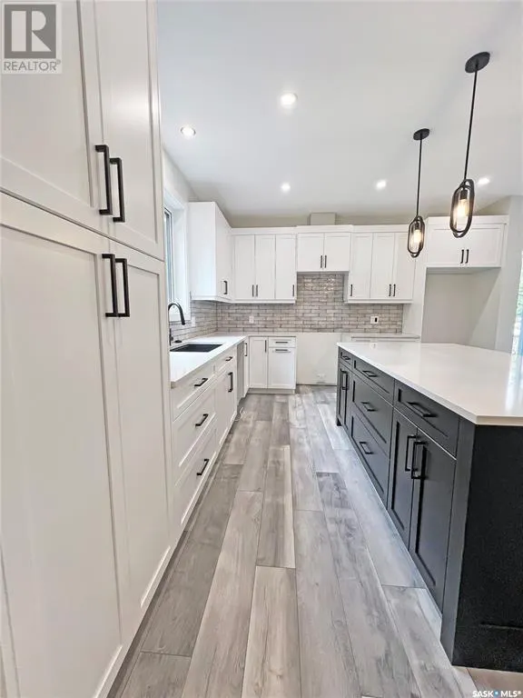 4 Harnish PLACE