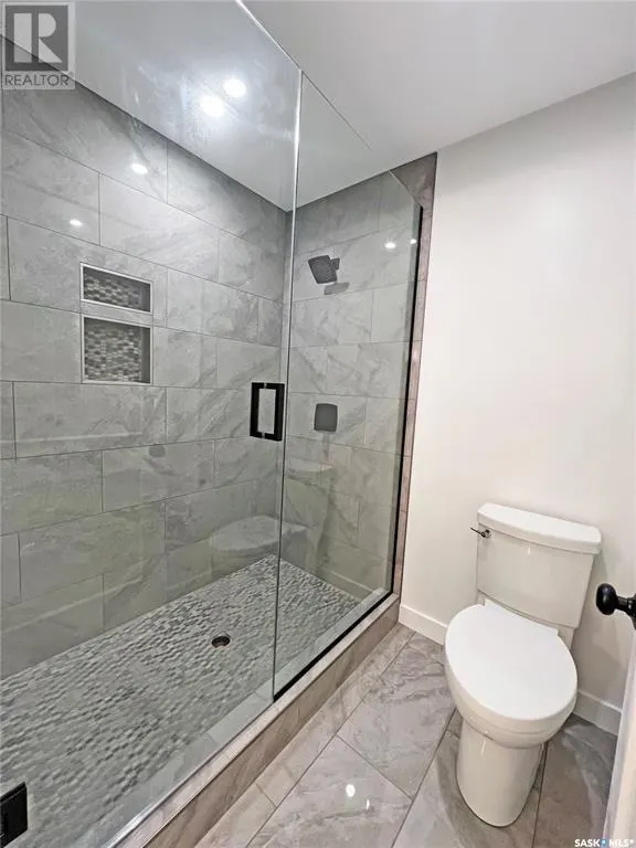 4 Harnish PLACE