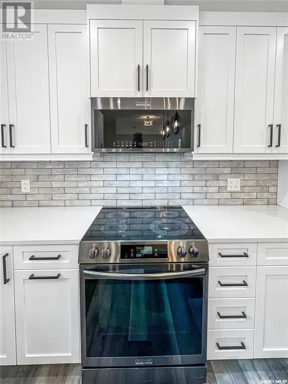 4 Harnish PLACE