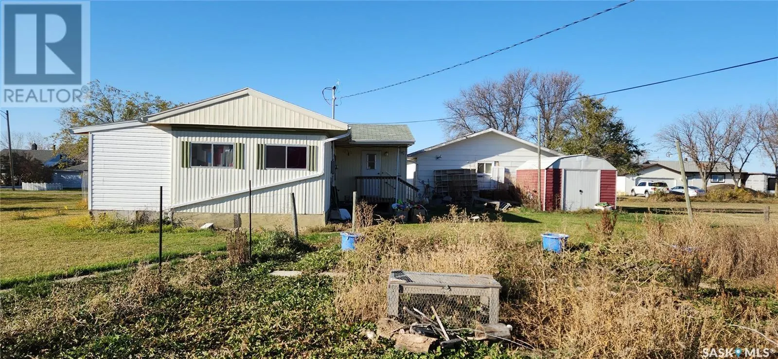 305 2nd STREET W