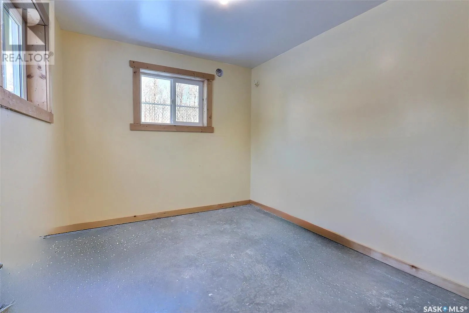 960 Boundary ROAD