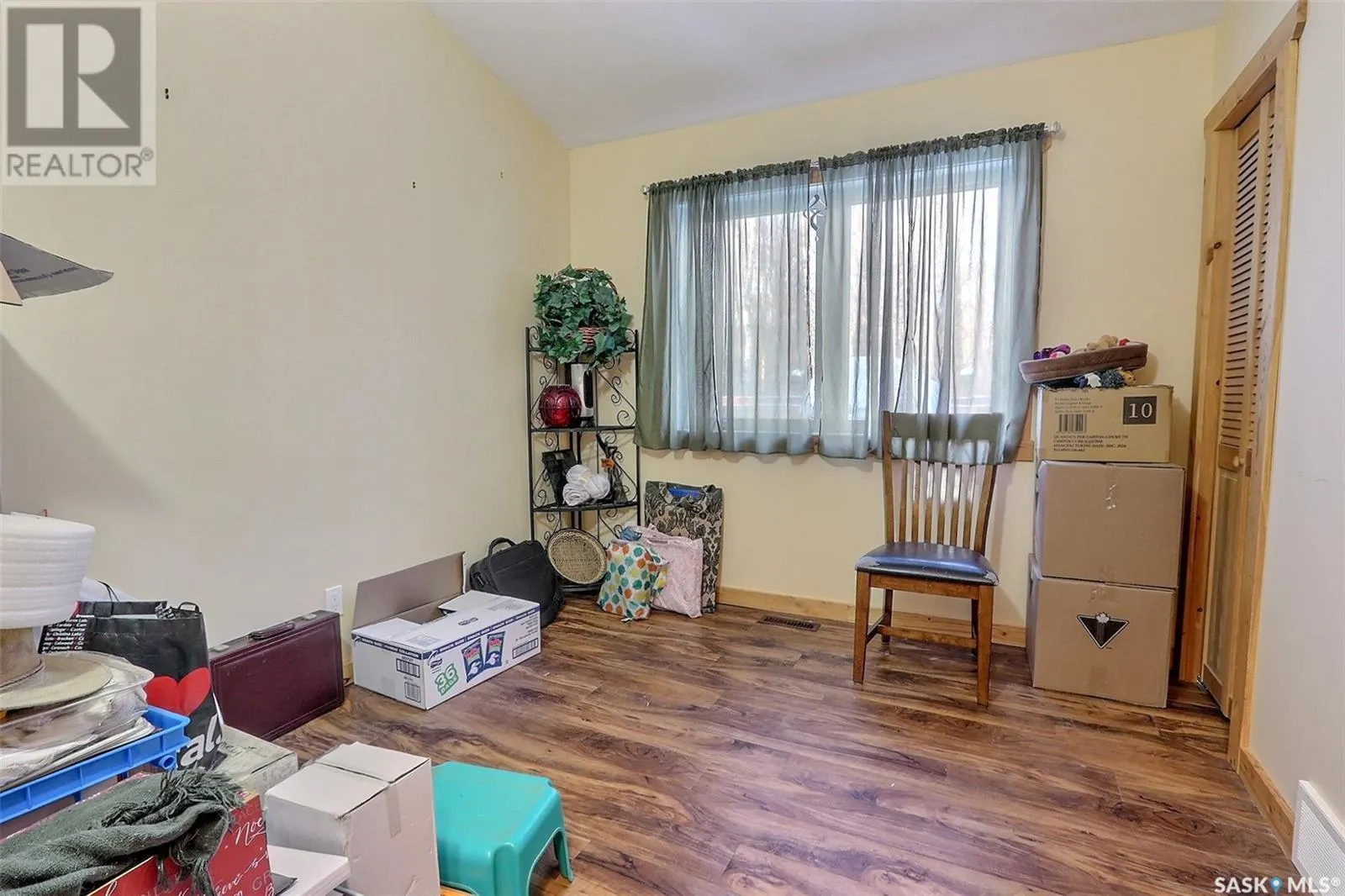 960 Boundary ROAD