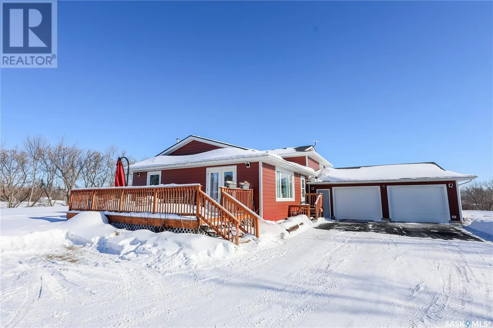 MacDonald Road Acreage