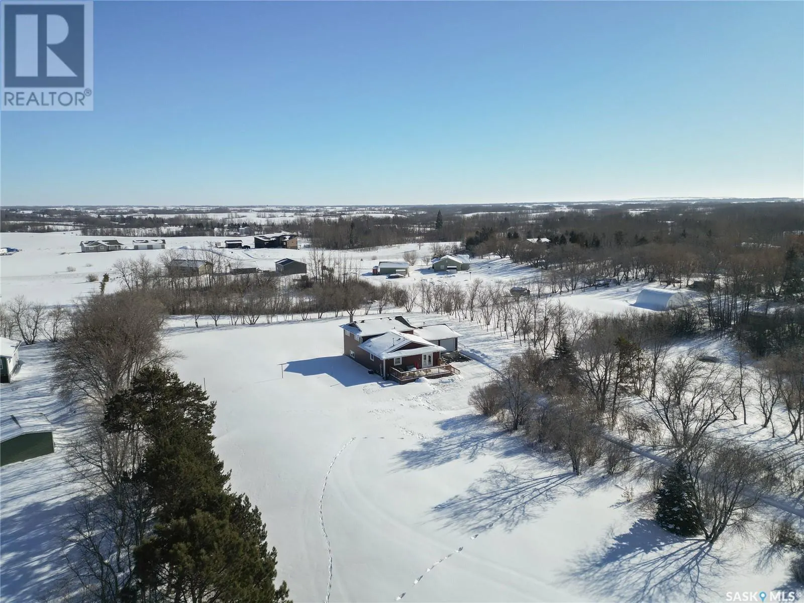 MacDonald Road Acreage