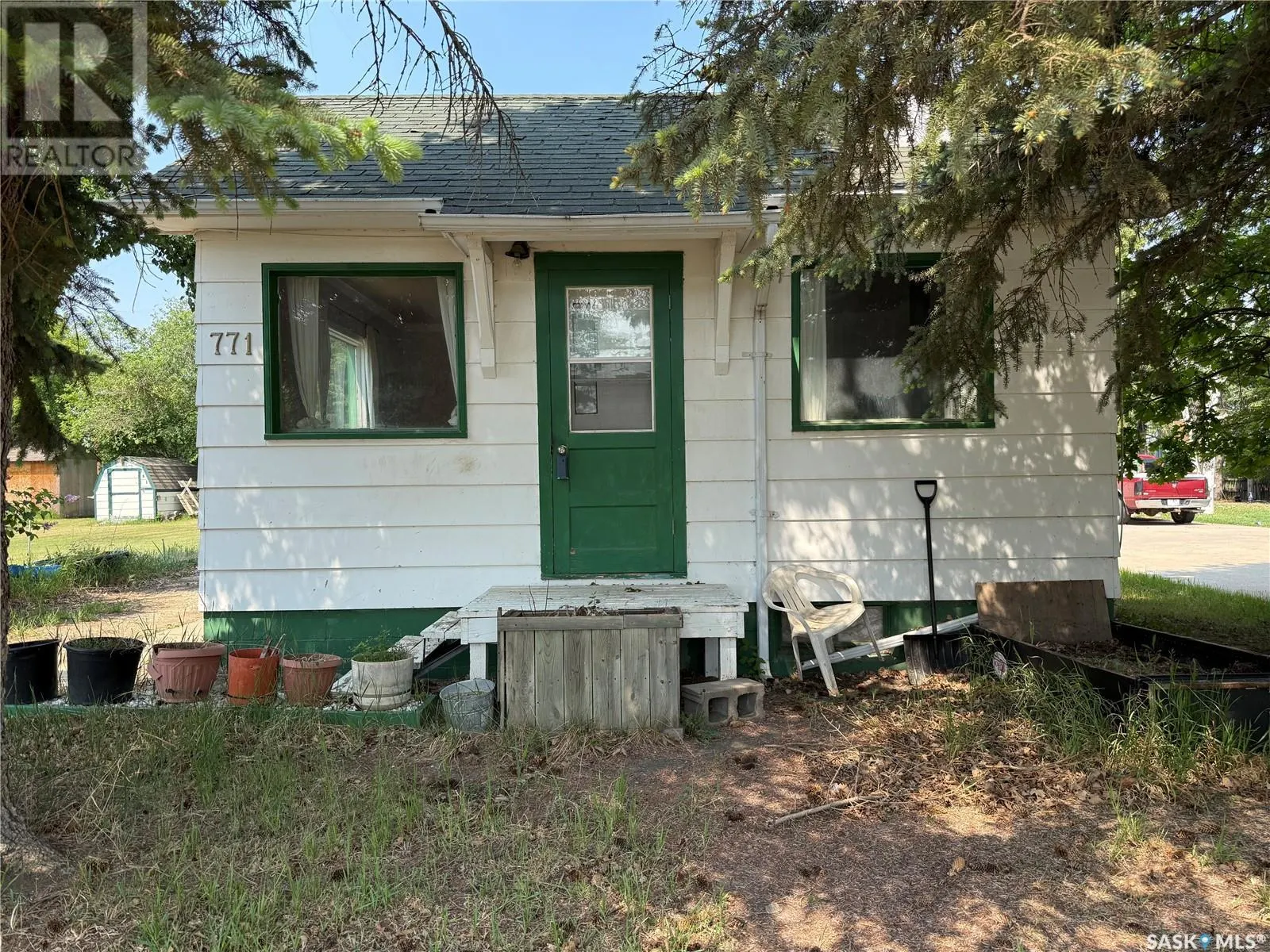 771 1st STREET W