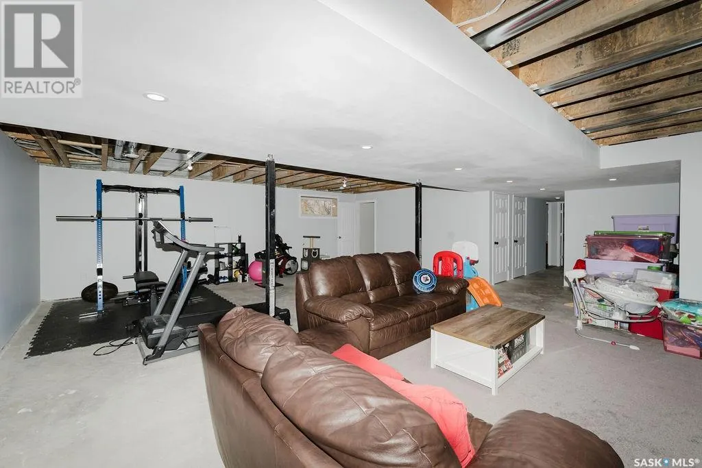 555 Elevator ROAD