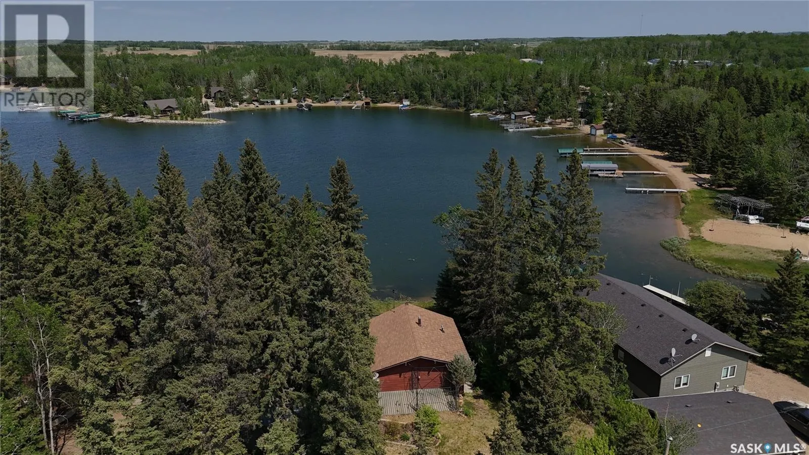 102 Lakeshore COURT
