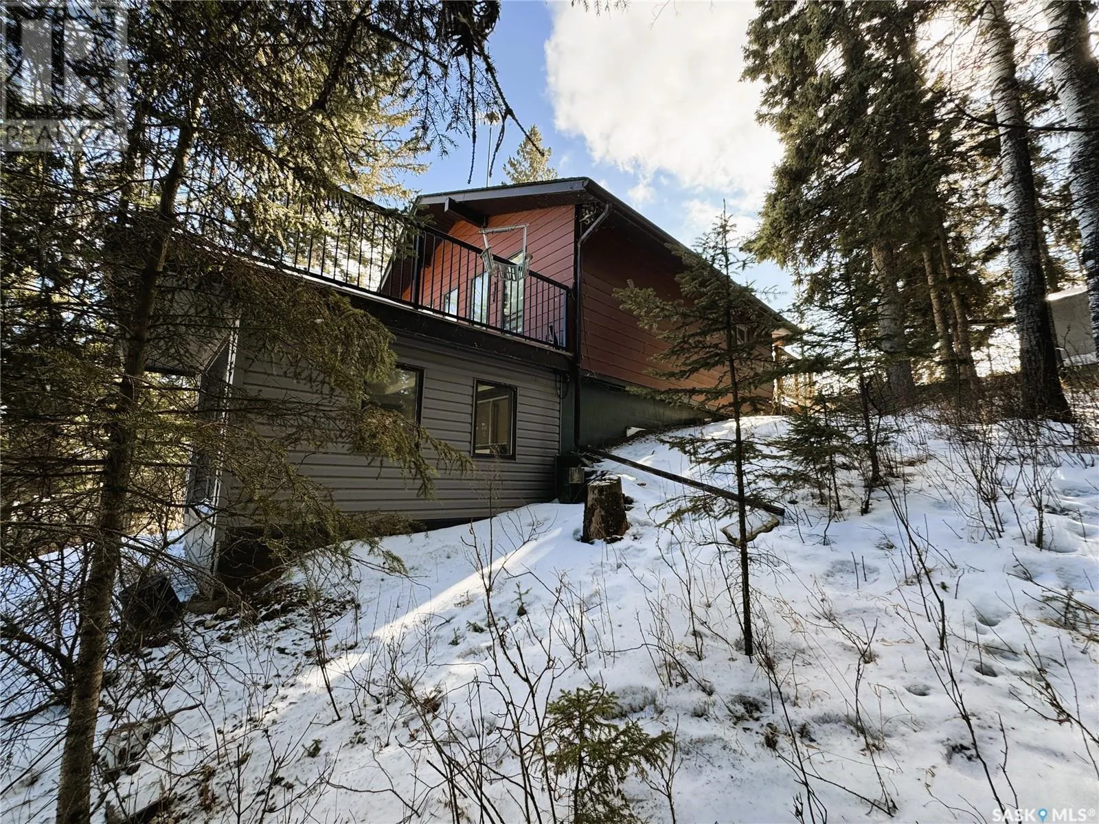 102 Lakeshore COURT