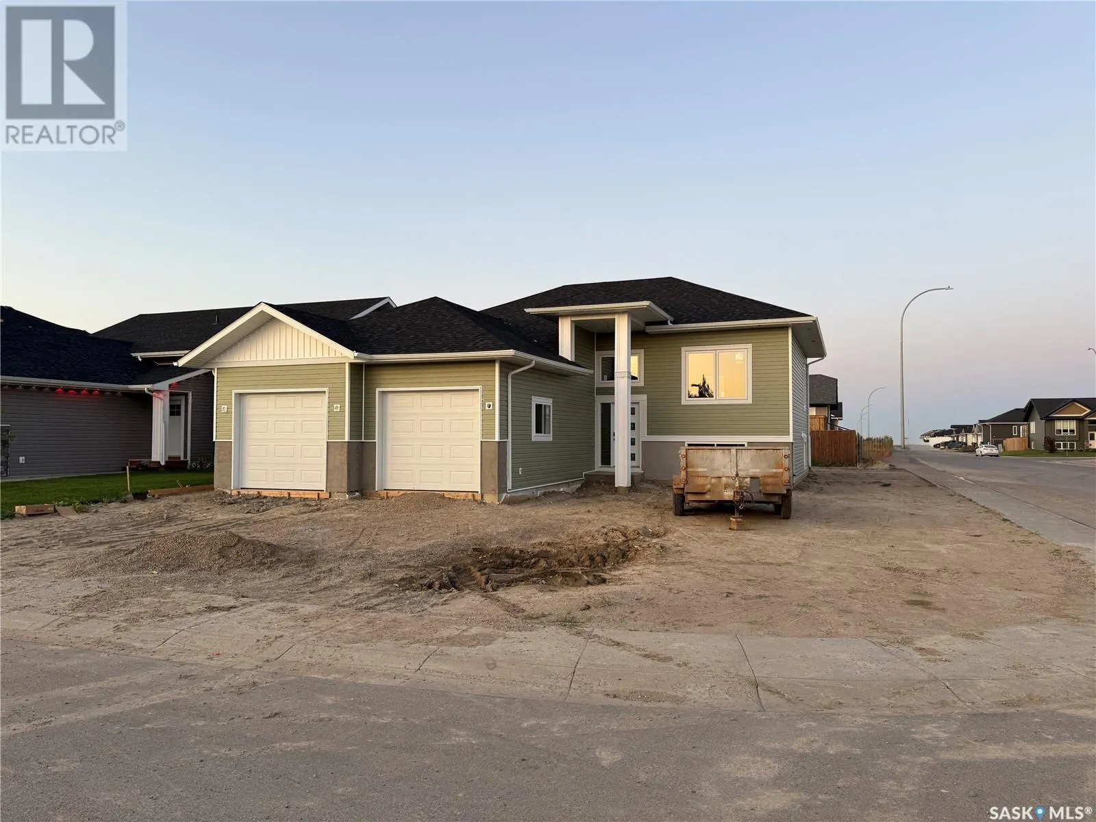 602 Ballesteros CRESCENT