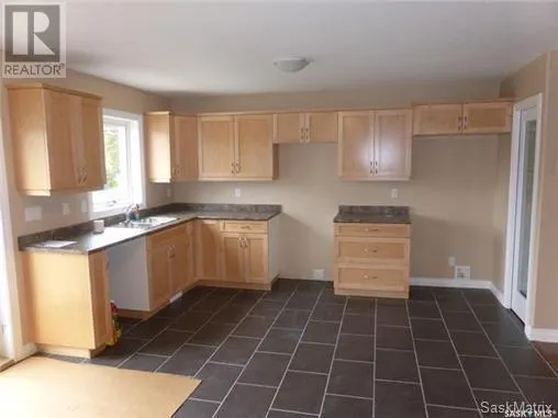436 13th STREET W