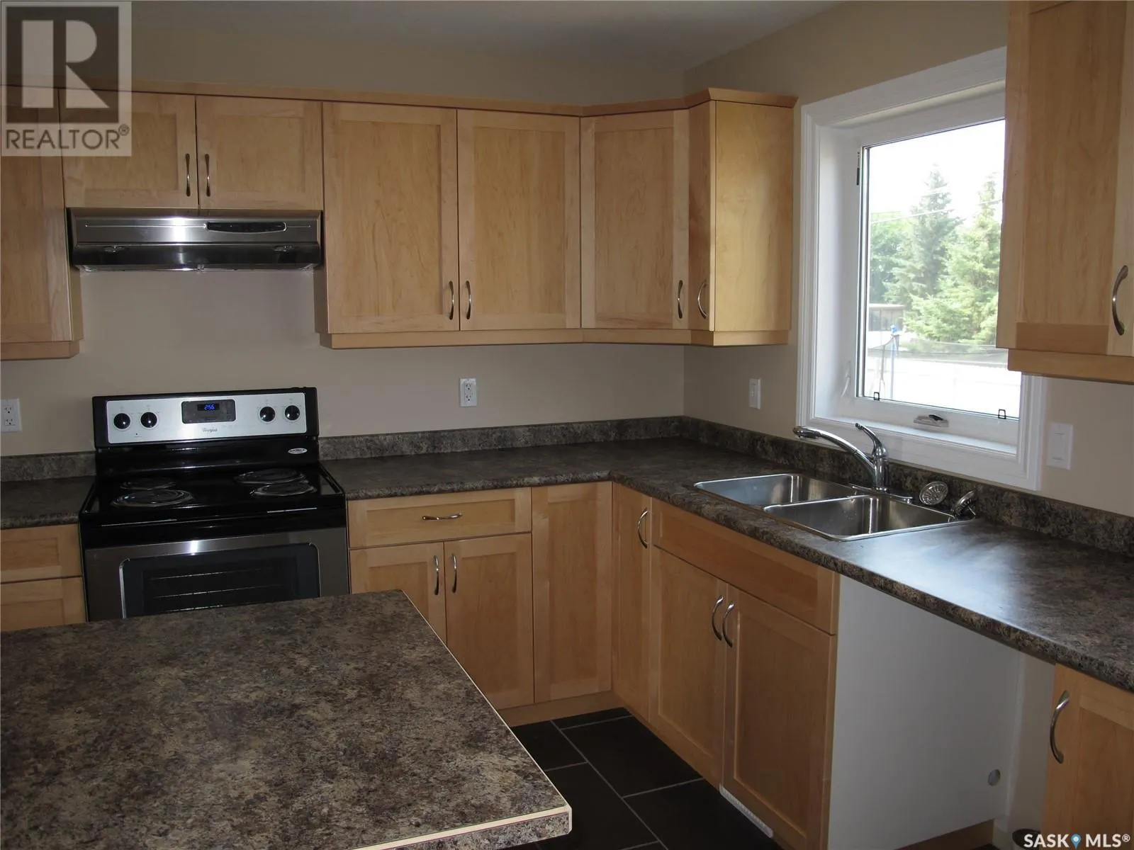 436 13th STREET W