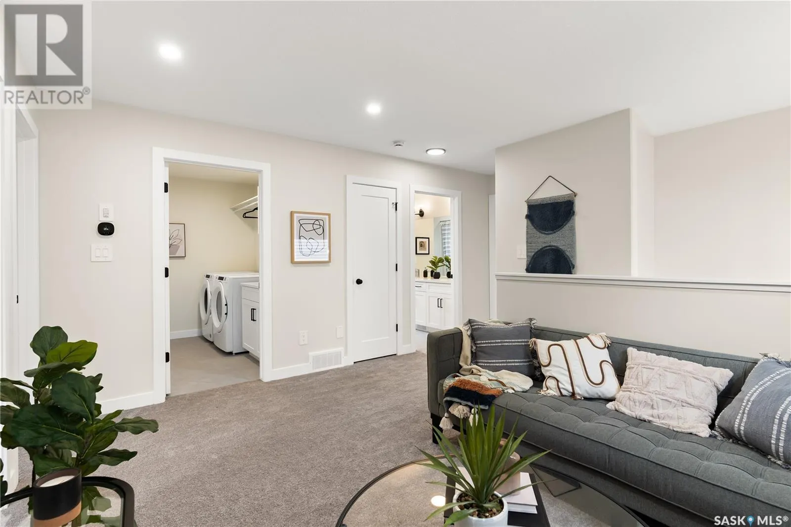 442 Doran CRESCENT