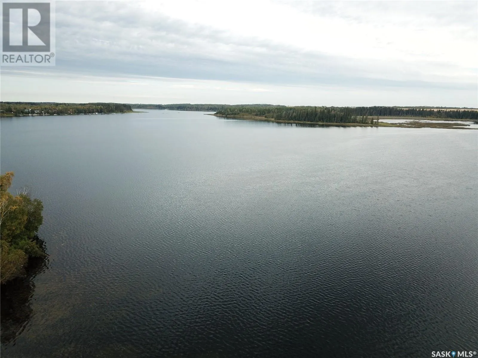 215 Shady Lane - Pratt Lake