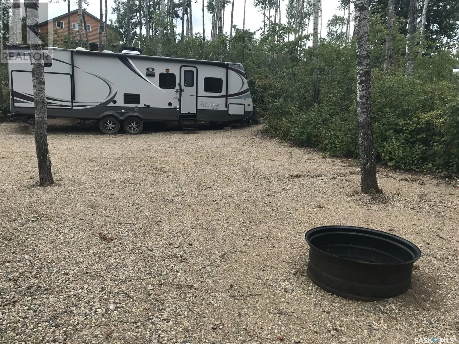 215 Shady Lane - Pratt Lake
