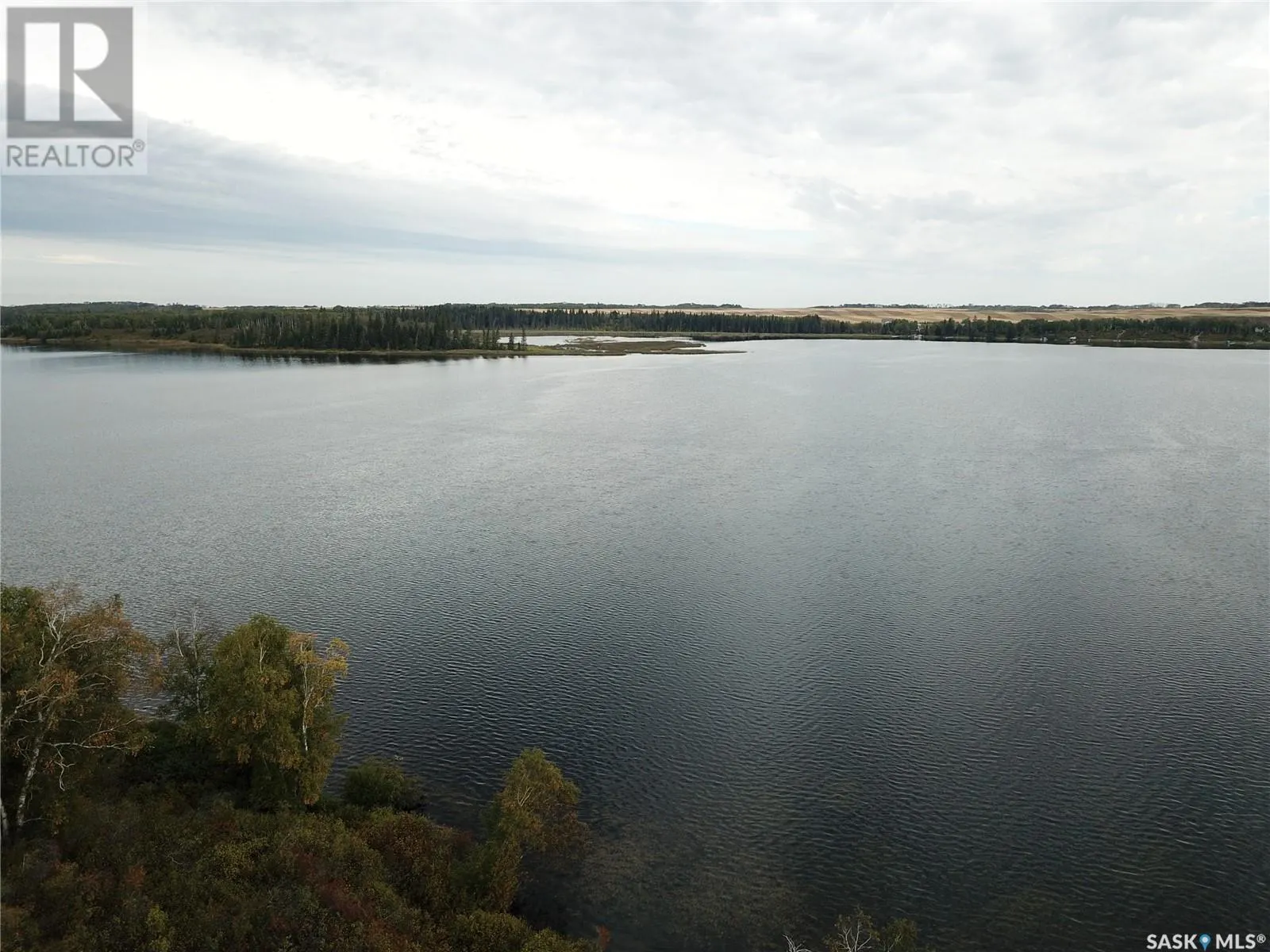 215 Shady Lane - Pratt Lake