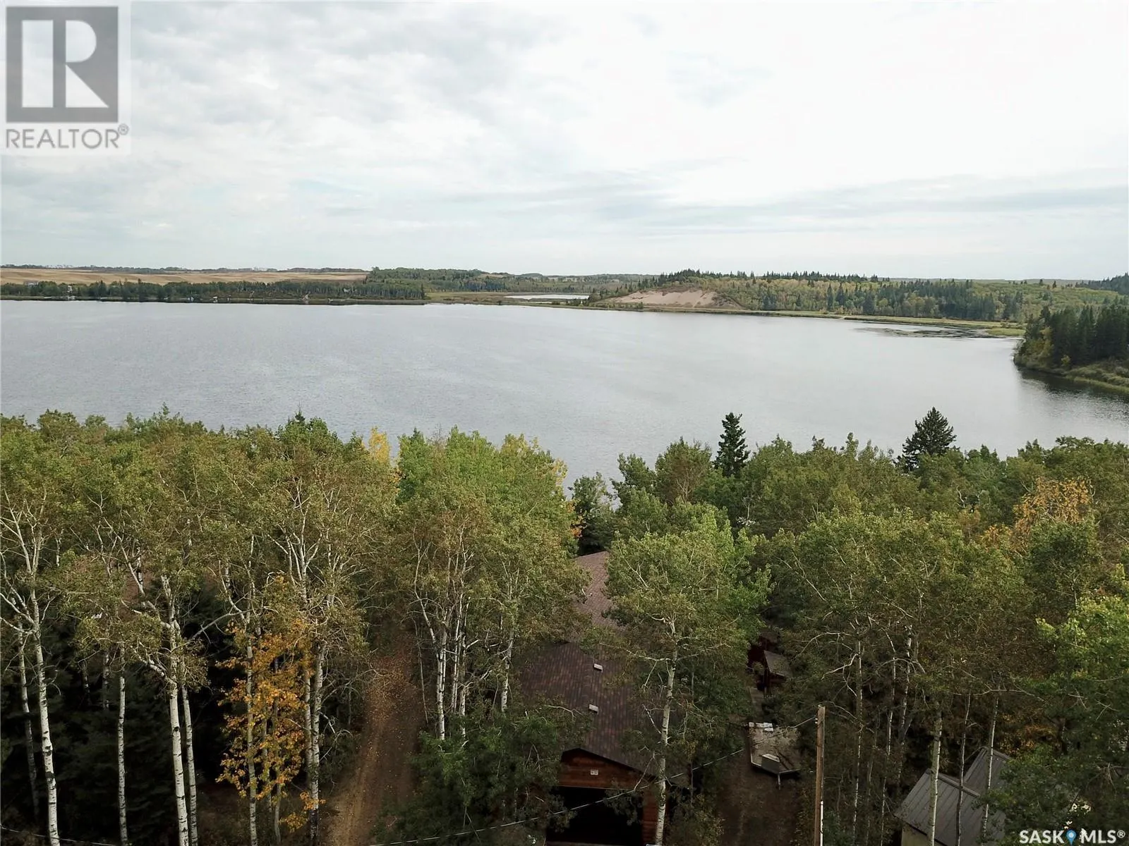 215 Shady Lane - Pratt Lake