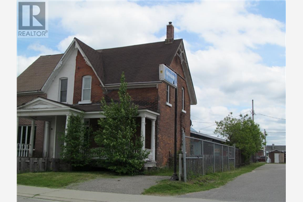 27 Beech ST E, Chapleau