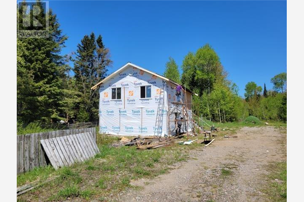 36 Mahler RD, Goulais River