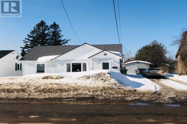 623 Farwell TER, Sault Ste. Marie