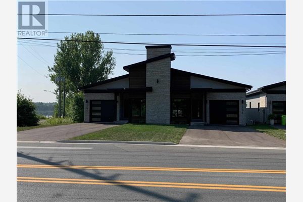 1793 Queen ST E, Sault Ste. Marie