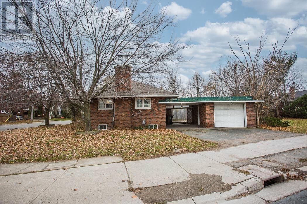 201 Simpson ST