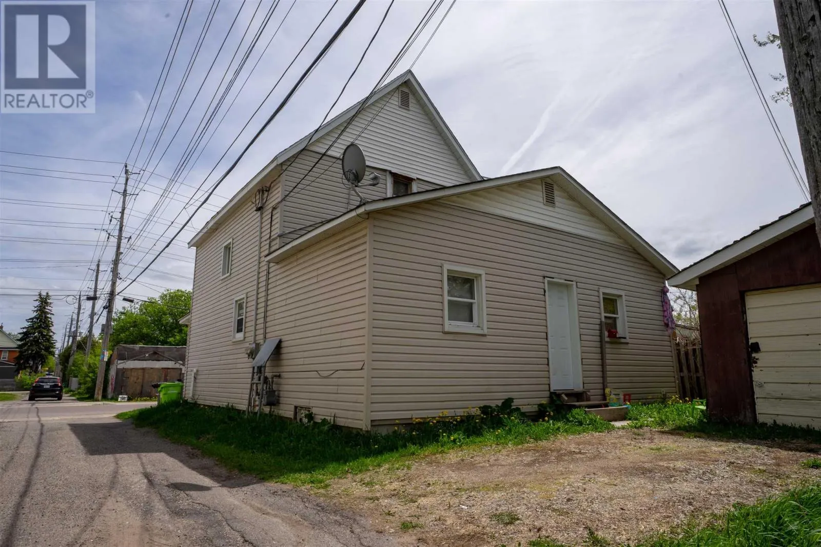 119 Grosvenor AVE