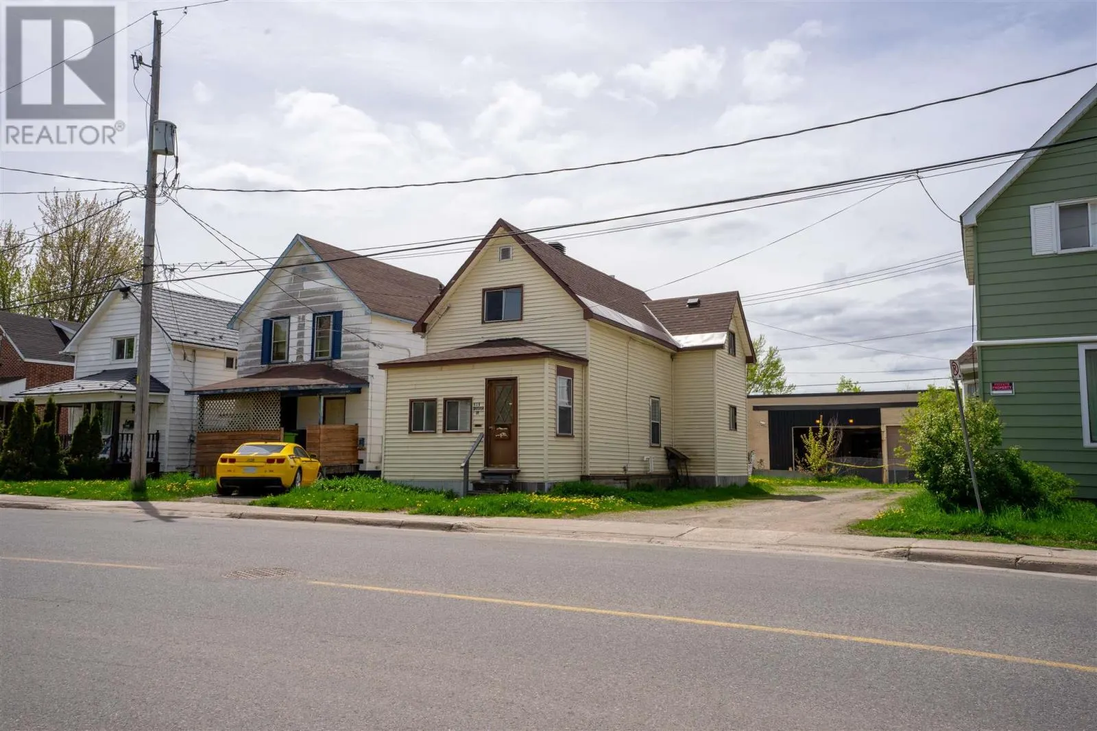 119 Grosvenor AVE
