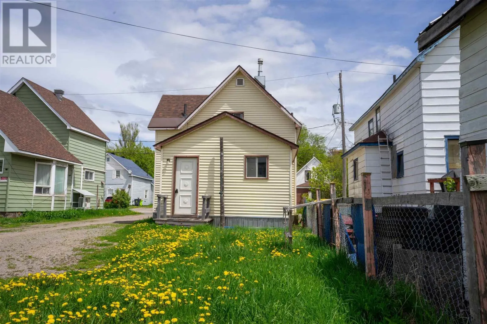119 Grosvenor AVE