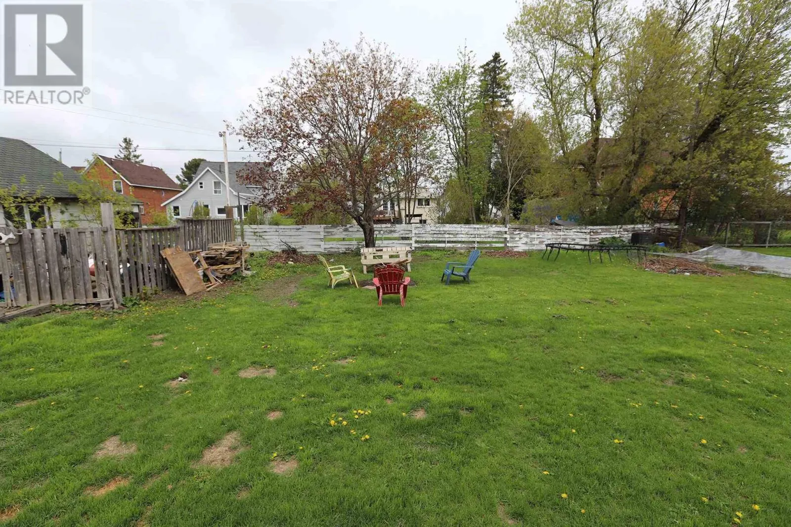 22 Huron ST
