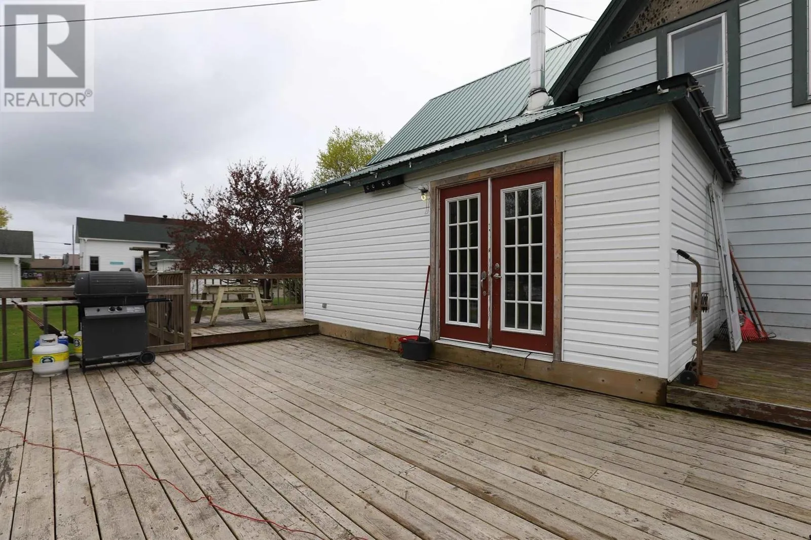 22 Huron ST