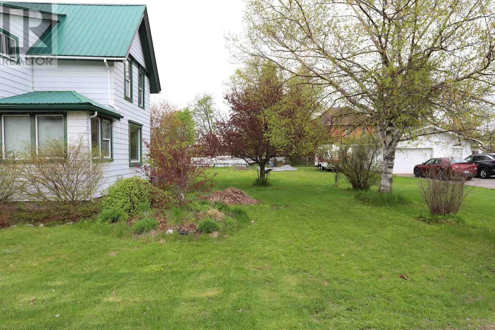 22 Huron ST