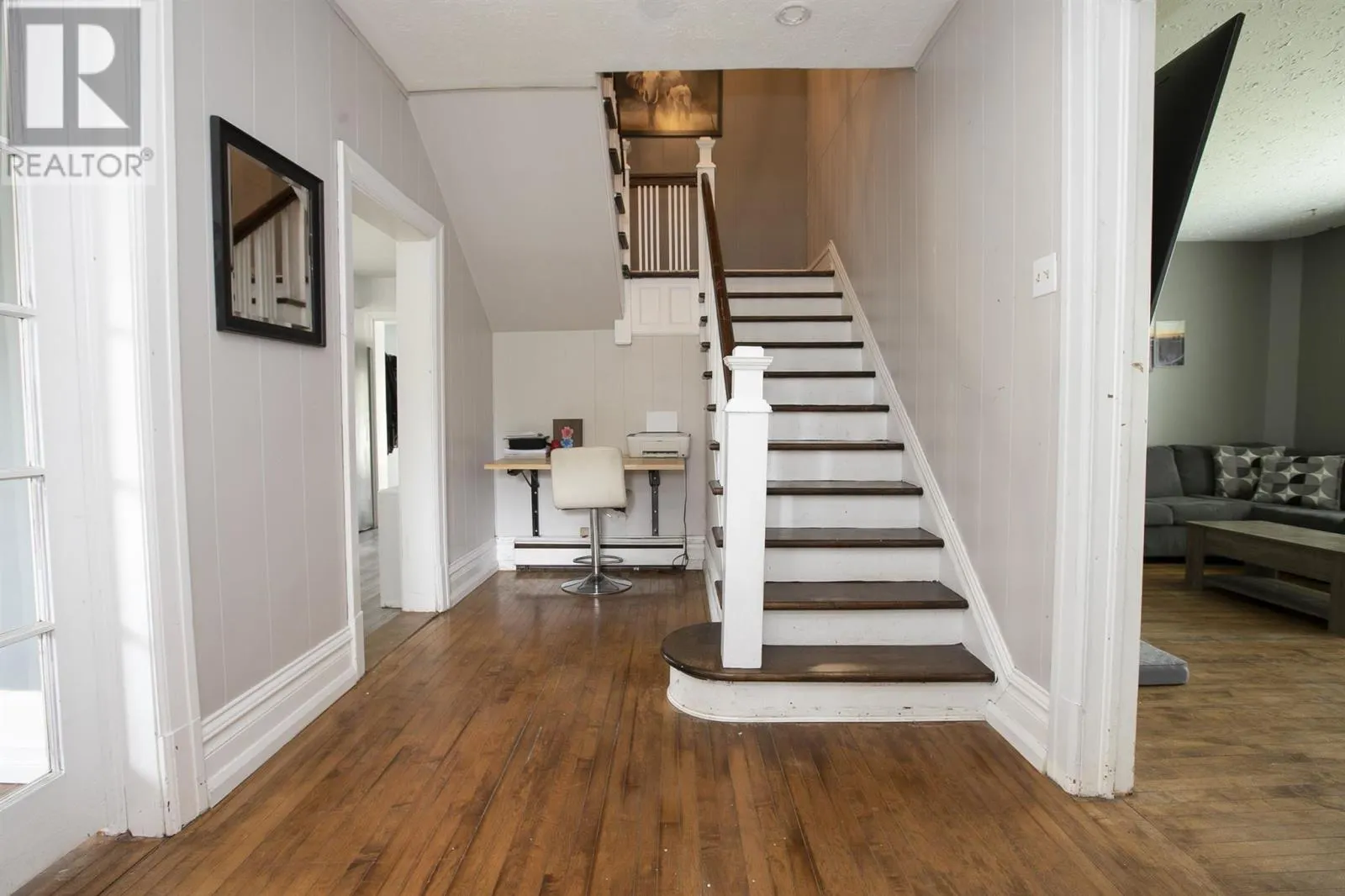 22 Huron ST
